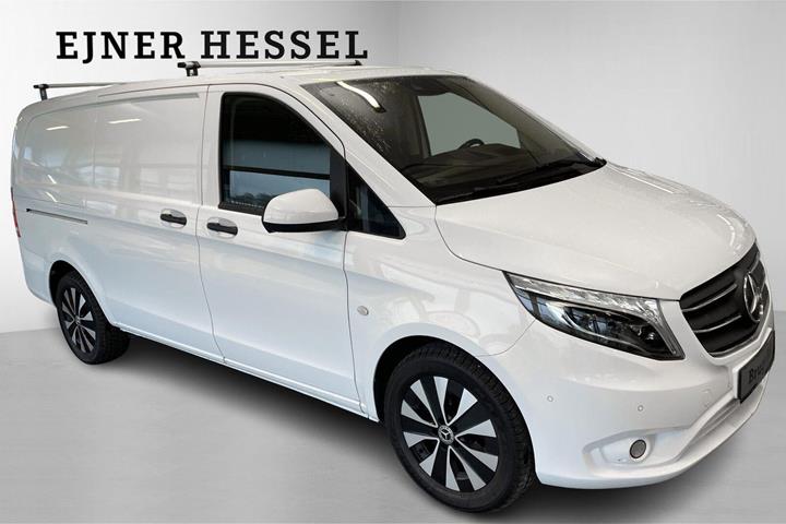 Hvid Mercedes Vito 114 fra 2021