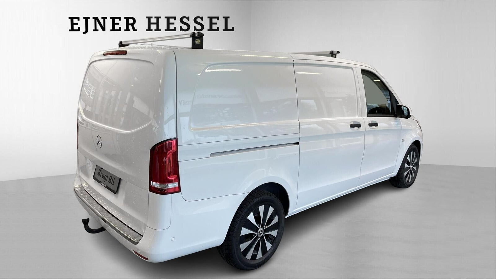 Hvid Mercedes Vito 114 fra 2021