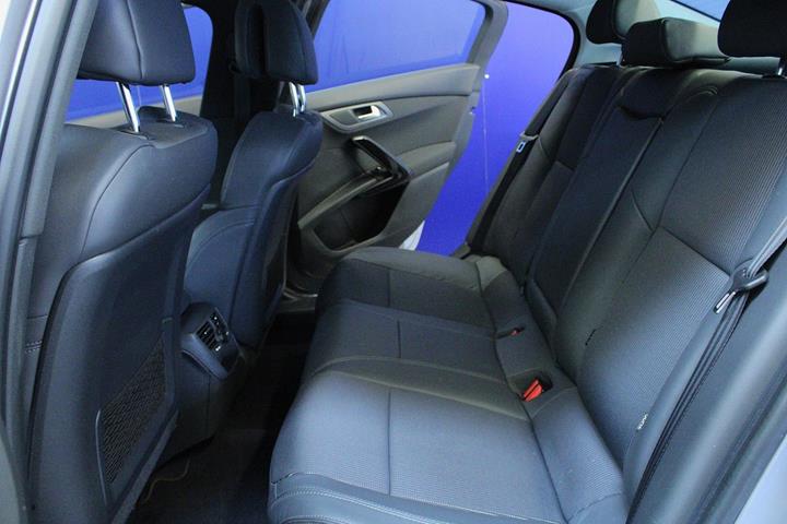 Sølv Peugeot 508 fra 2016