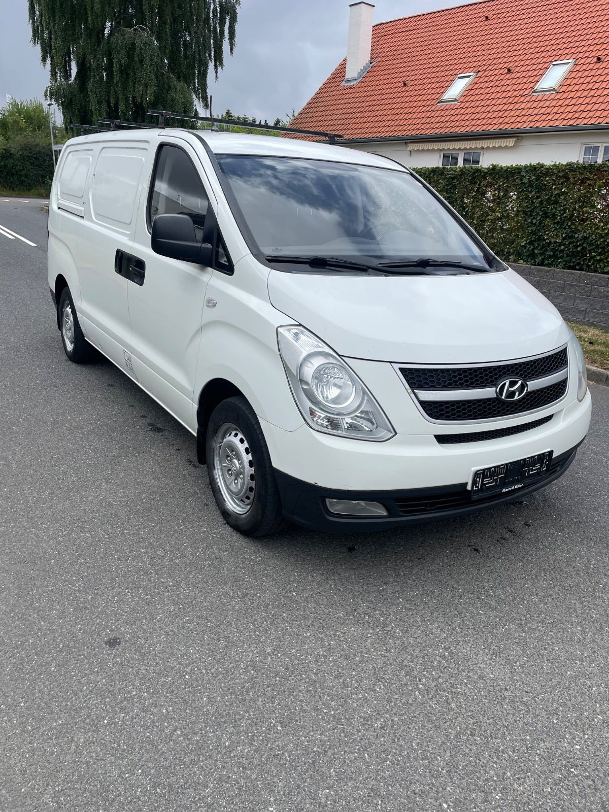 undefined Hyundai H-1 fra 2012 set udefra