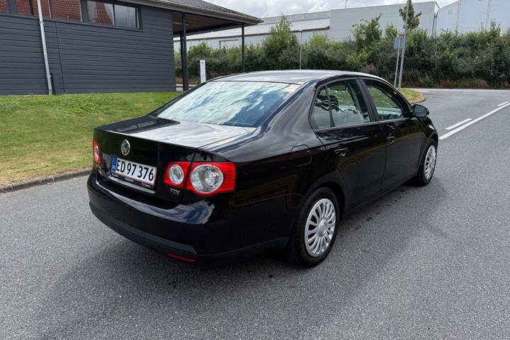 undefined VW Jetta fra 2008 set udefra