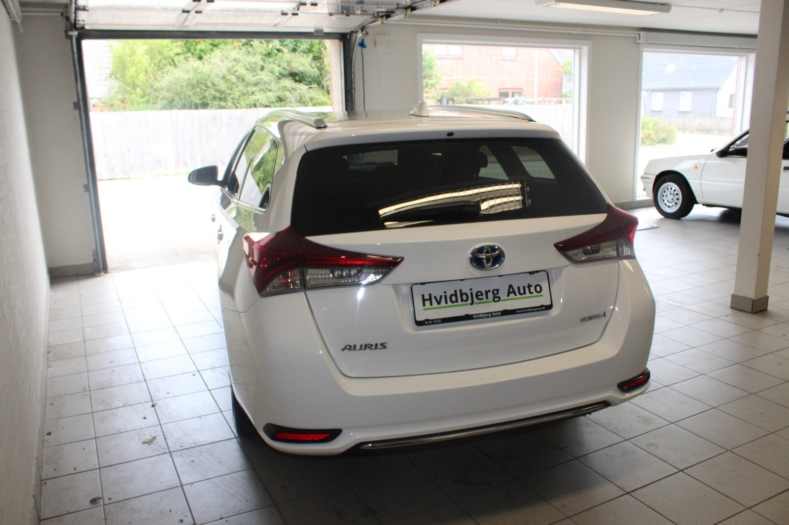 Hvid Toyota Auris fra 2018
