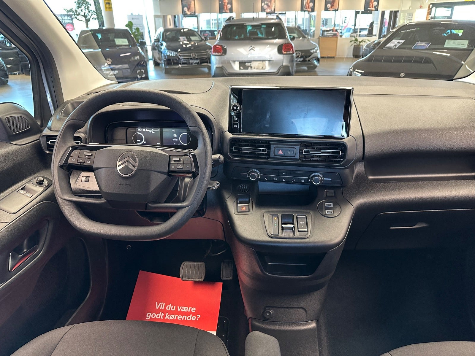 Grå Citroën ë-Berlingo fra 2025