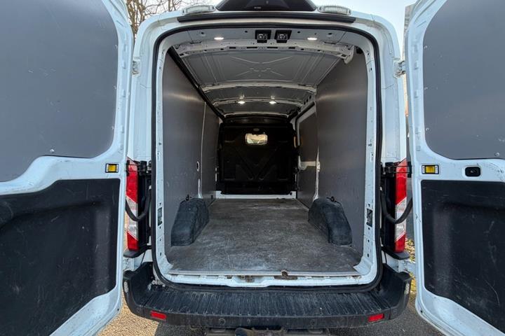 Hvid Ford Transit 350 L2 Van fra 2020