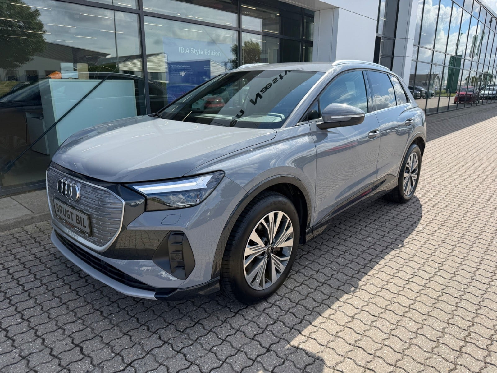 undefined Audi Q4 e-tron fra 2023