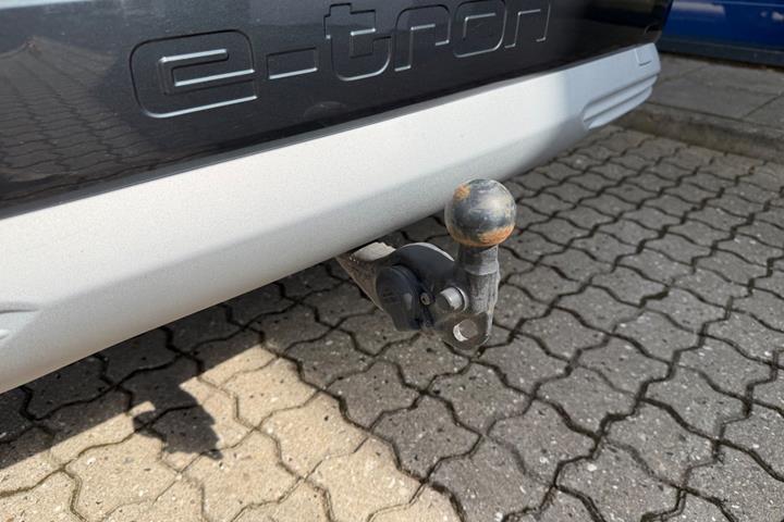 undefined Audi Q4 e-tron fra 2023