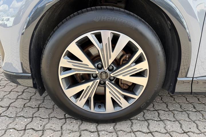 undefined Audi Q4 e-tron fra 2023
