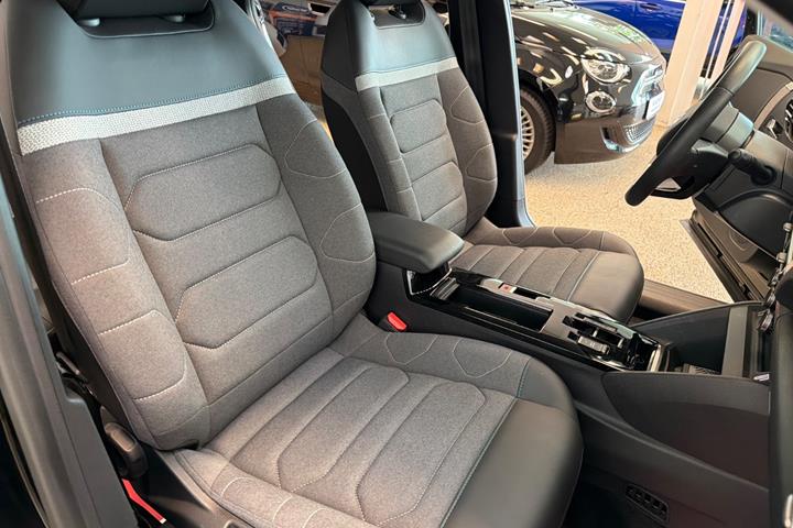 Sort Citroën ë-C4 fra 2024