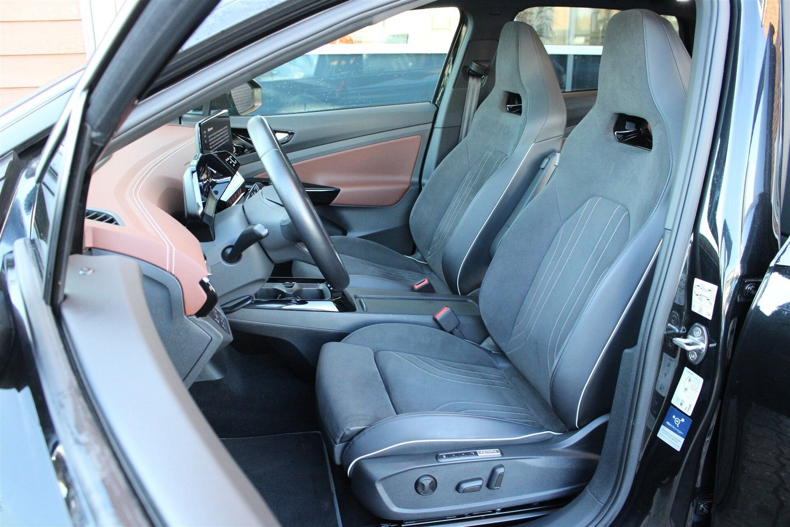 Sort VW ID.4 fra 2023