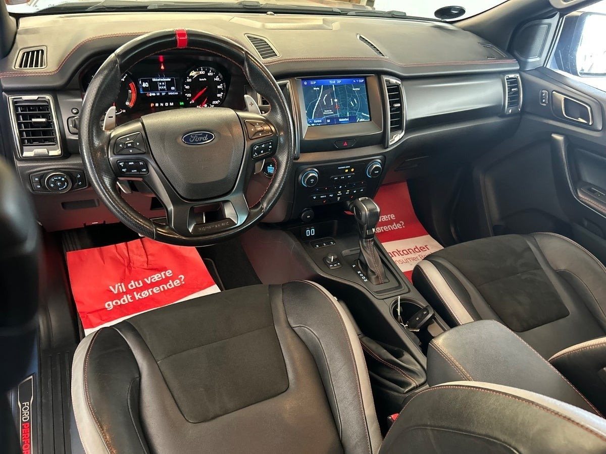 Blå Ford Ranger fra 2022