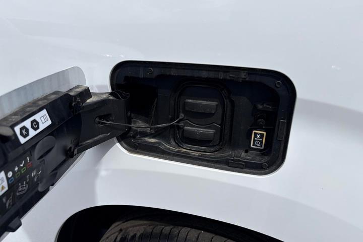 Hvid Toyota ProAce City fra 2026