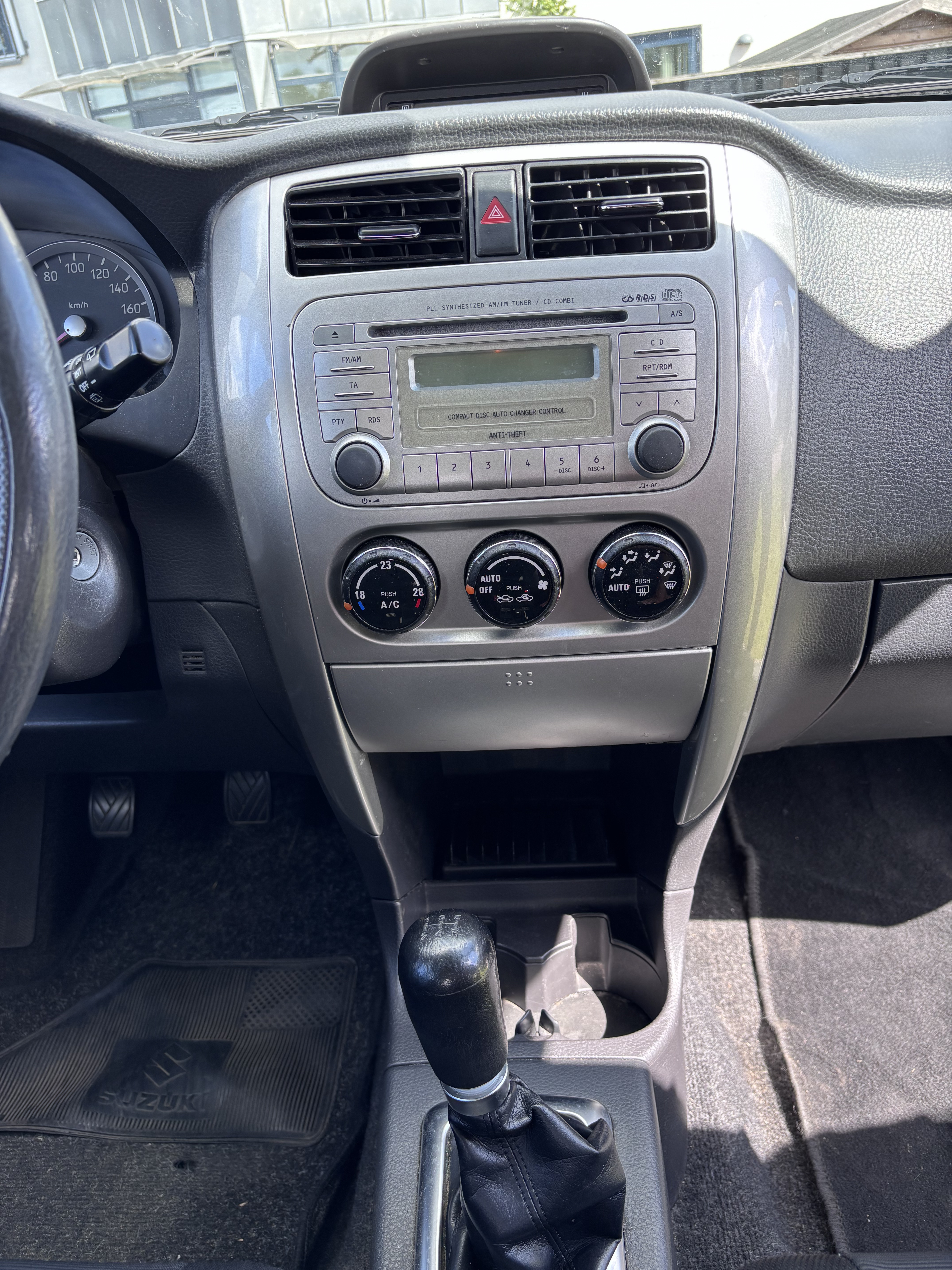 undefined Suzuki Liana fra 2006