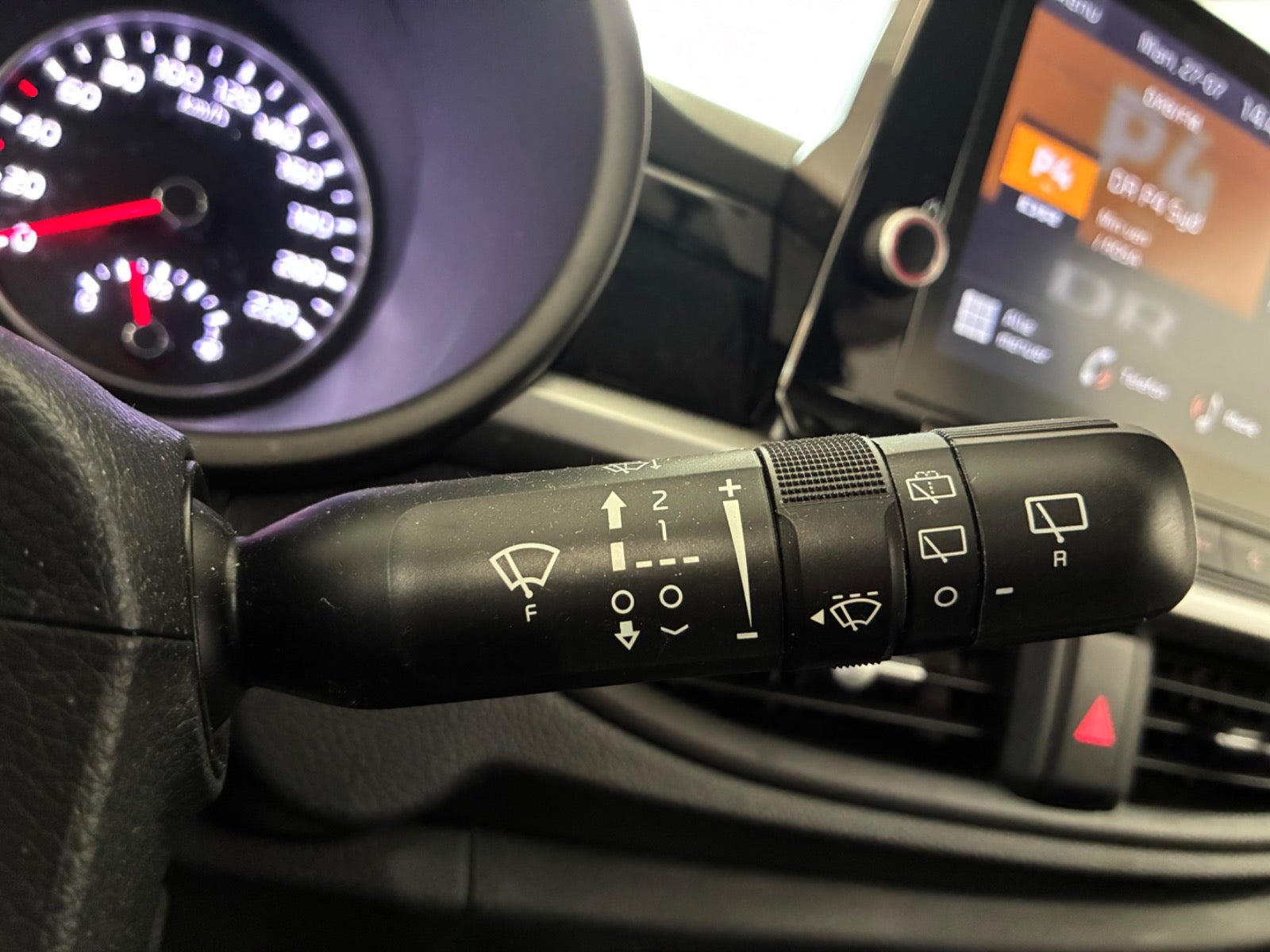 Sølv Kia Picanto fra 2023