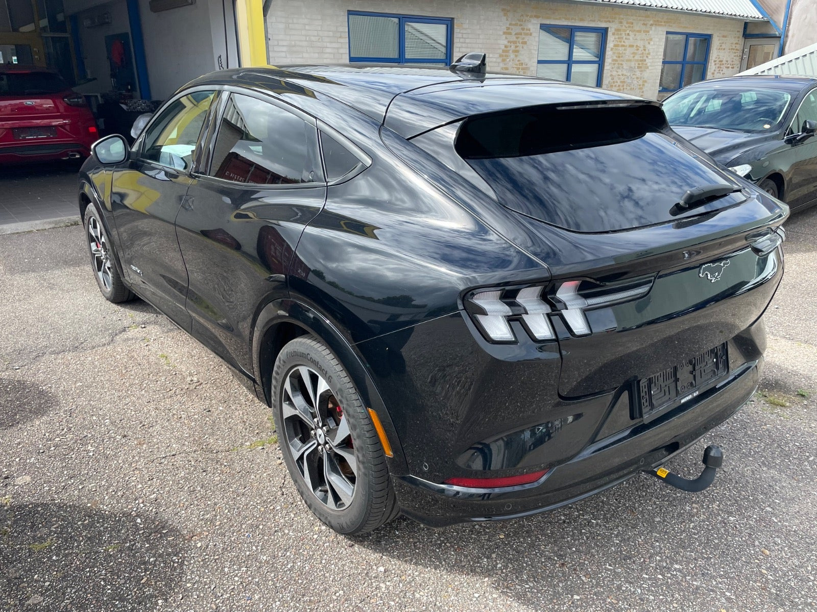 Sort Ford Mustang Mach-E fra 2023