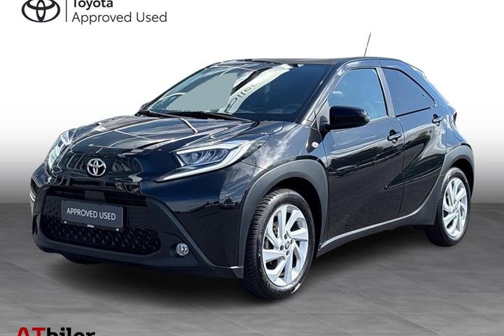 Sort Toyota Aygo X fra 2024