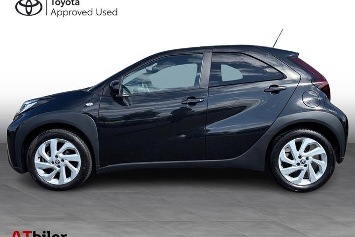 Sort Toyota Aygo X fra 2024