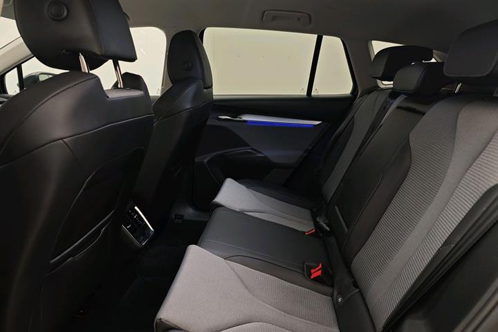 Sort Skoda Enyaq fra 2023