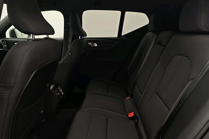 Sort Volvo XC40 fra 2022