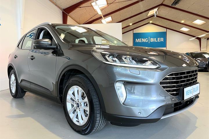Grå Ford Kuga fra 2021