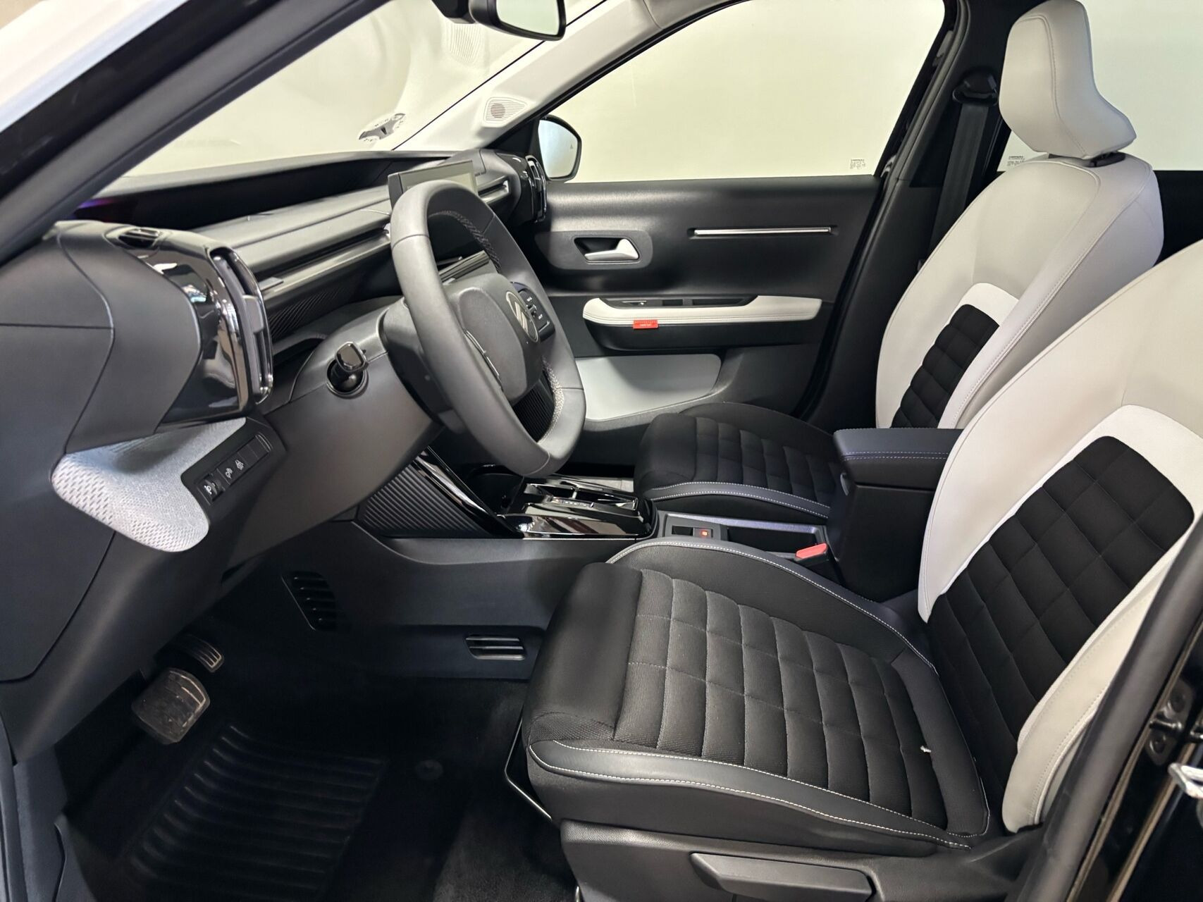 Sort Citroën e-C3 Aircross fra 2025