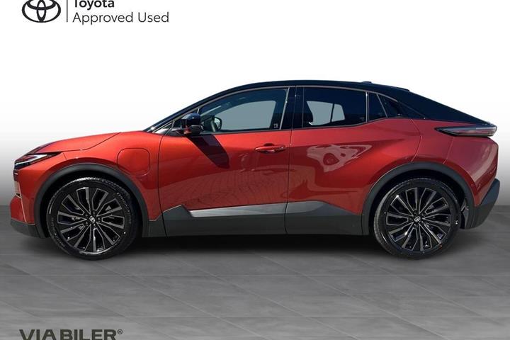 Blå Toyota C-HR+ fra 2026