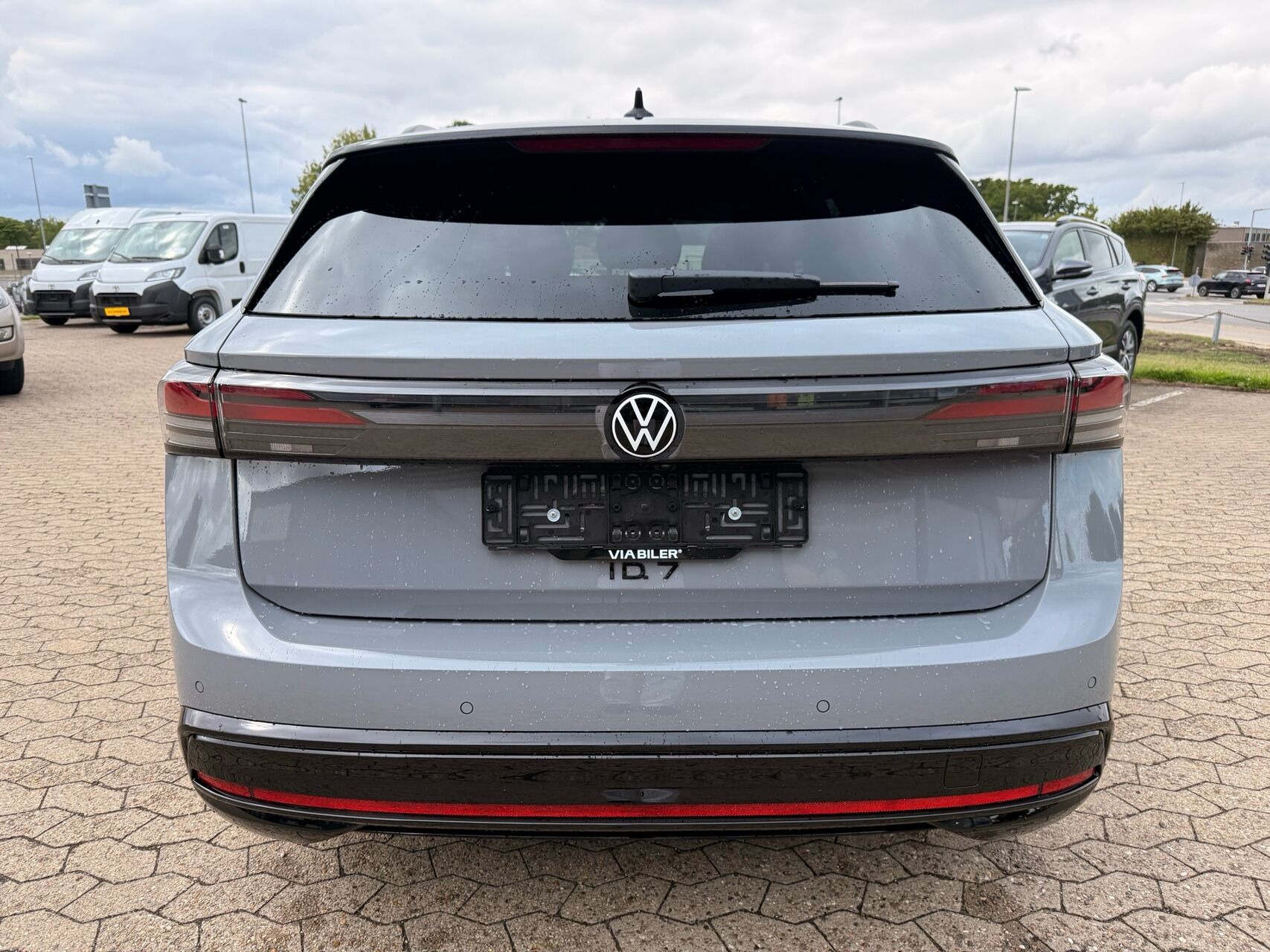 Grå VW ID.7 fra 2026