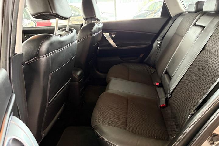 undefined Nissan Primera fra 2007