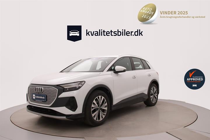 Hvid Audi Q4 fra 2023