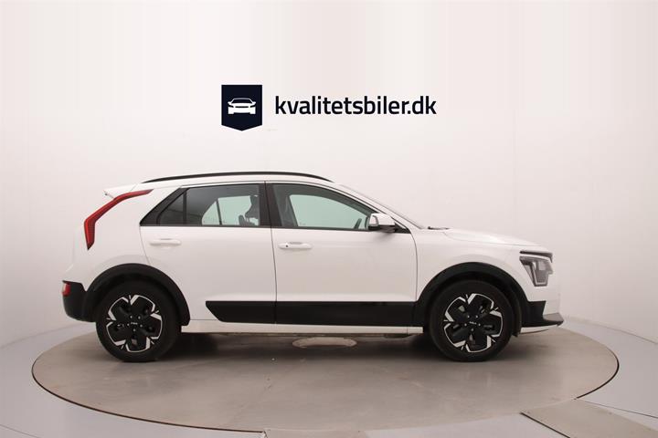 Hvid Kia Niro EV fra 2024