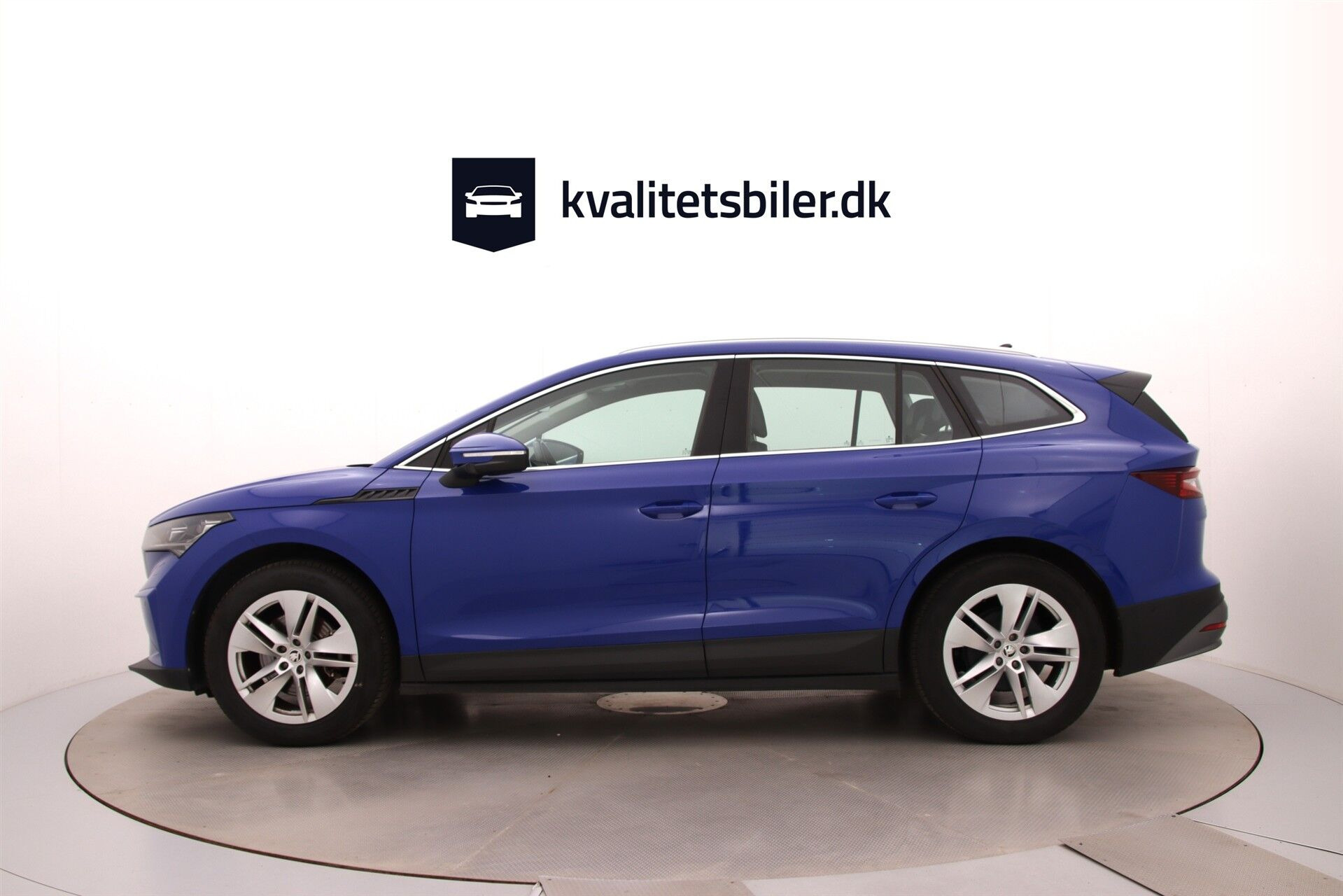 Blå Skoda Enyaq fra 2022