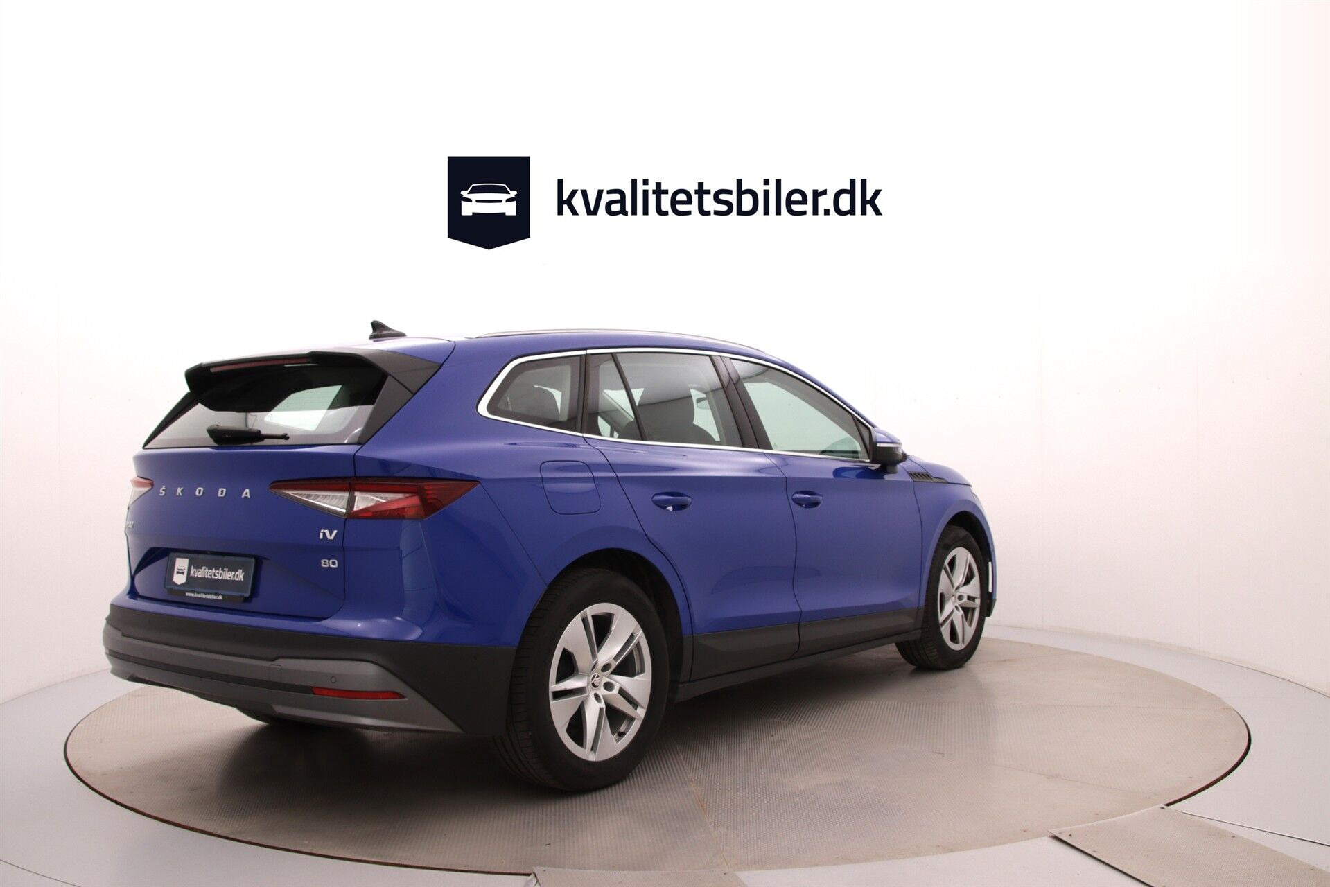 Blå Skoda Enyaq fra 2022