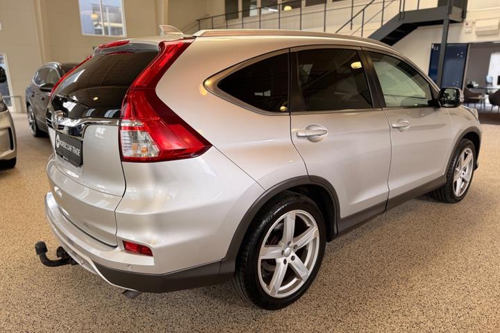 Sølv Honda CR-V fra 2015