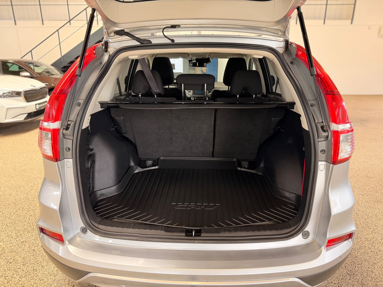 Sølv Honda CR-V fra 2015