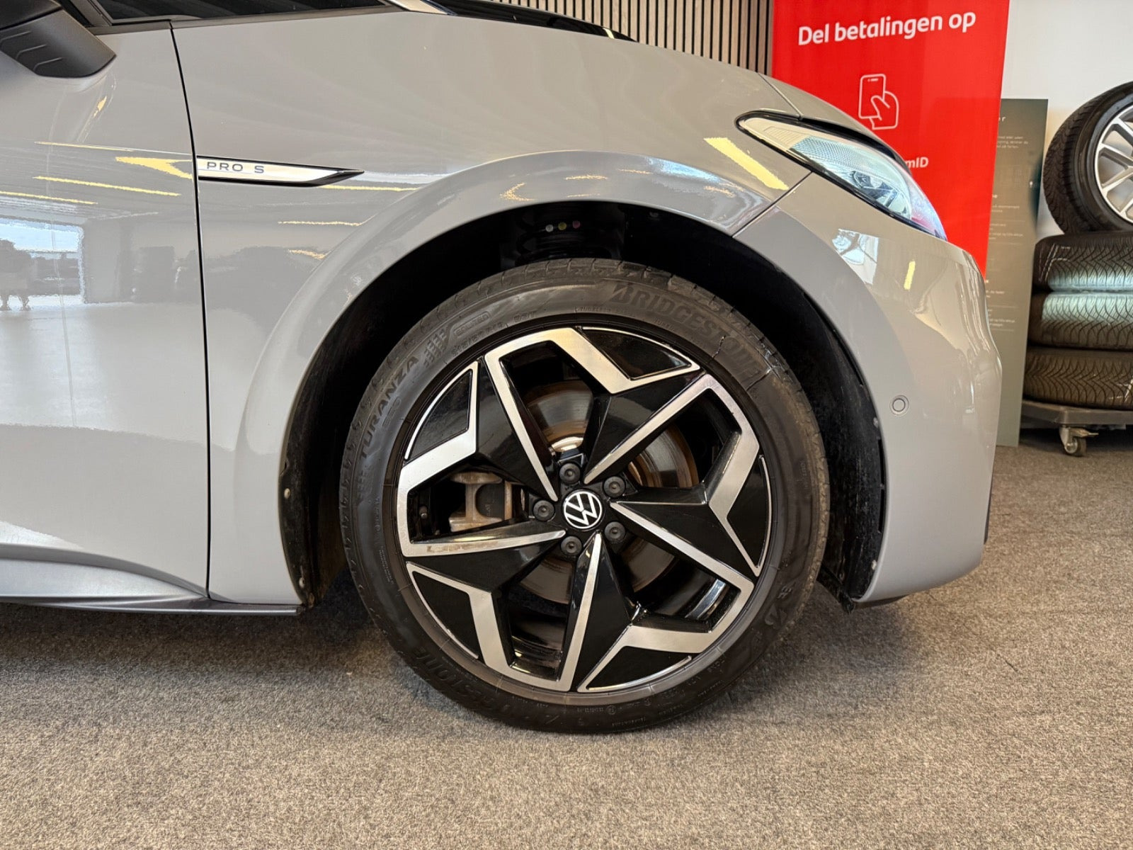 Grå VW ID.3 fra 2023