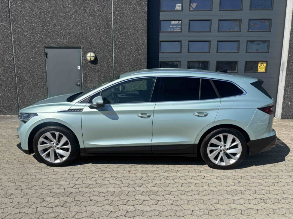 Grøn Skoda Enyaq fra 2021