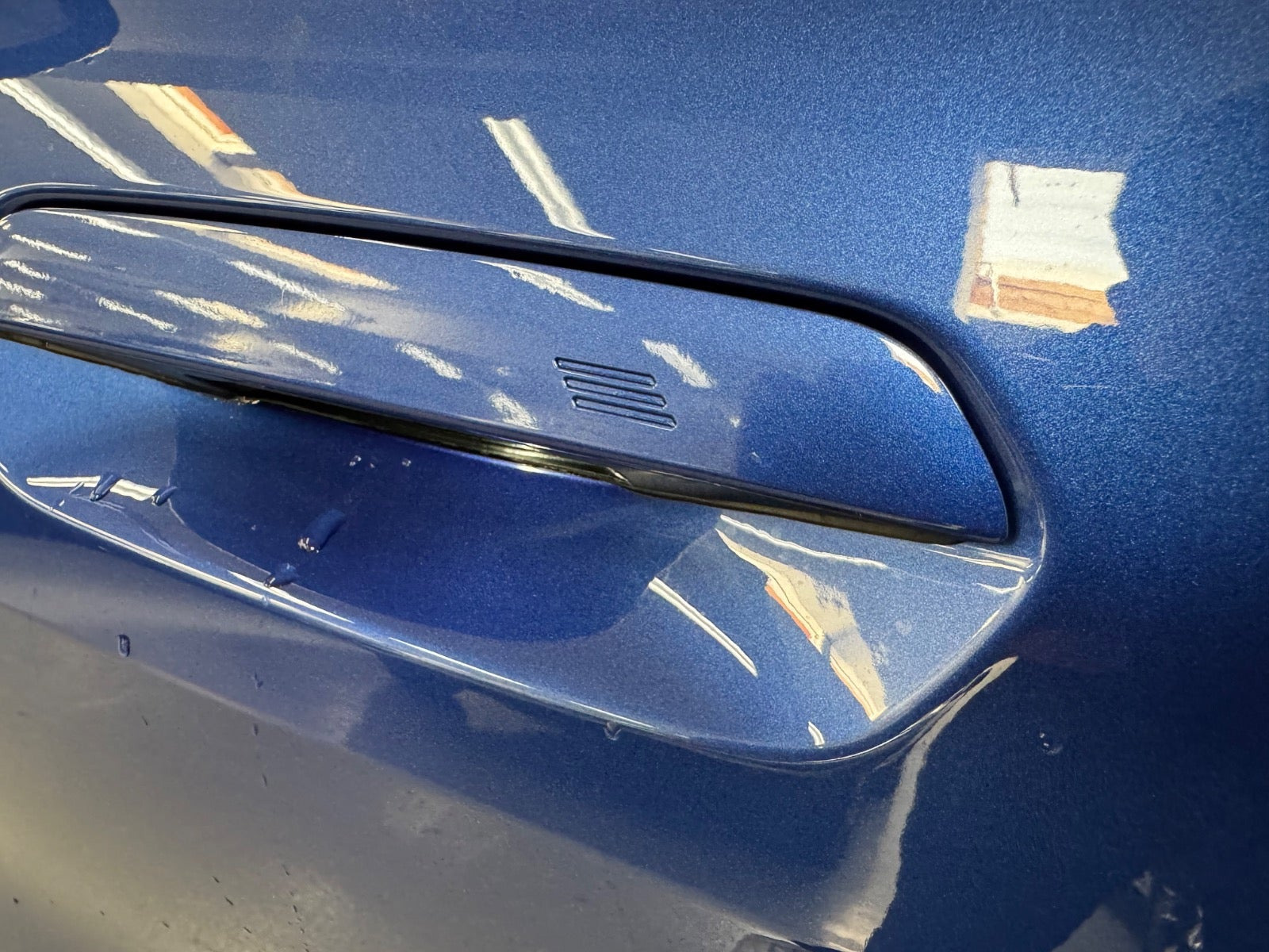 Blå BMW i4 fra 2026