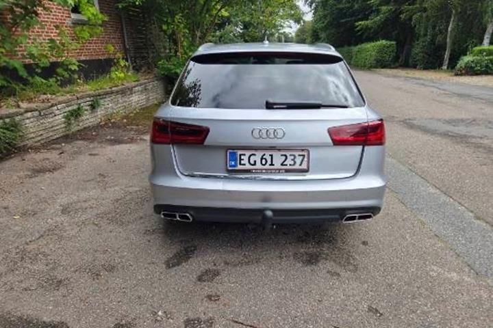 Sølv Audi A6 fra 2016