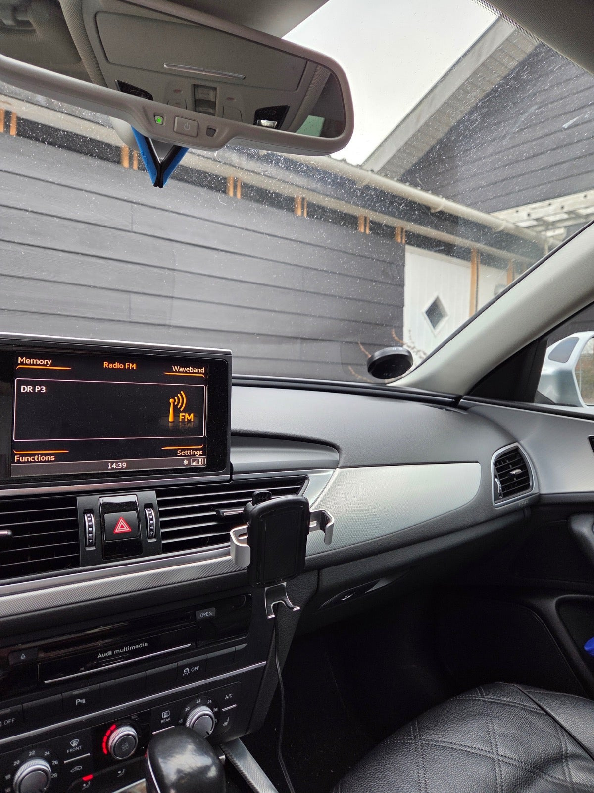 Sølv Audi A6 fra 2016