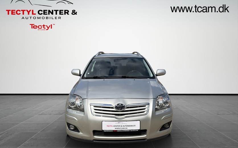 Toyota Avensis 2,0 VVT-i Executive stc. aut.
