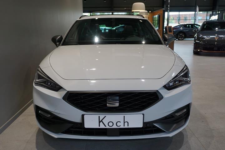 Hvid Seat Leon fra 2021
