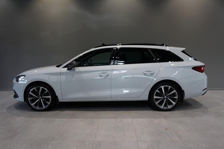 Hvid Seat Leon fra 2021