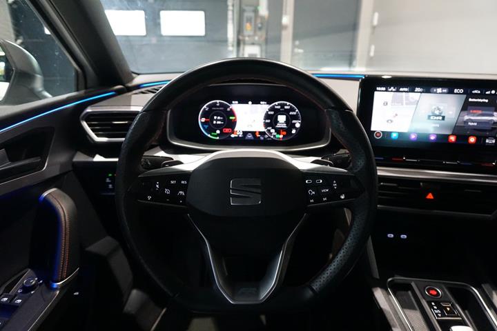 Hvid Seat Leon fra 2021