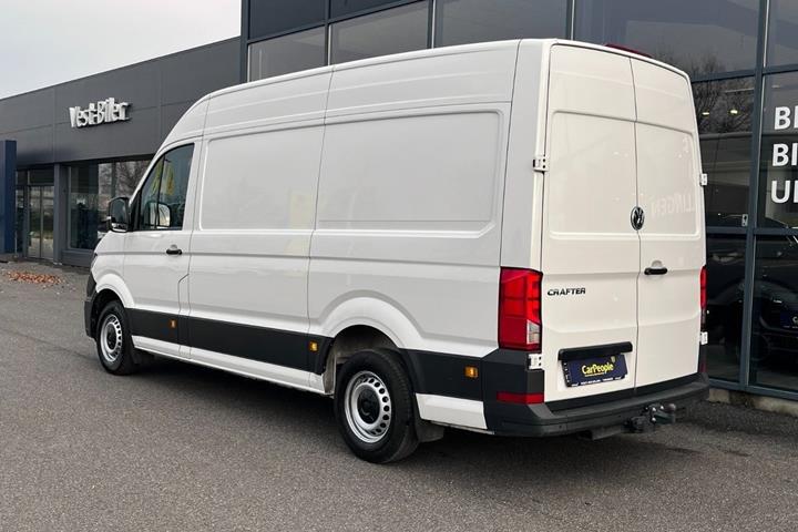 Hvid VW Crafter 35 fra 2024