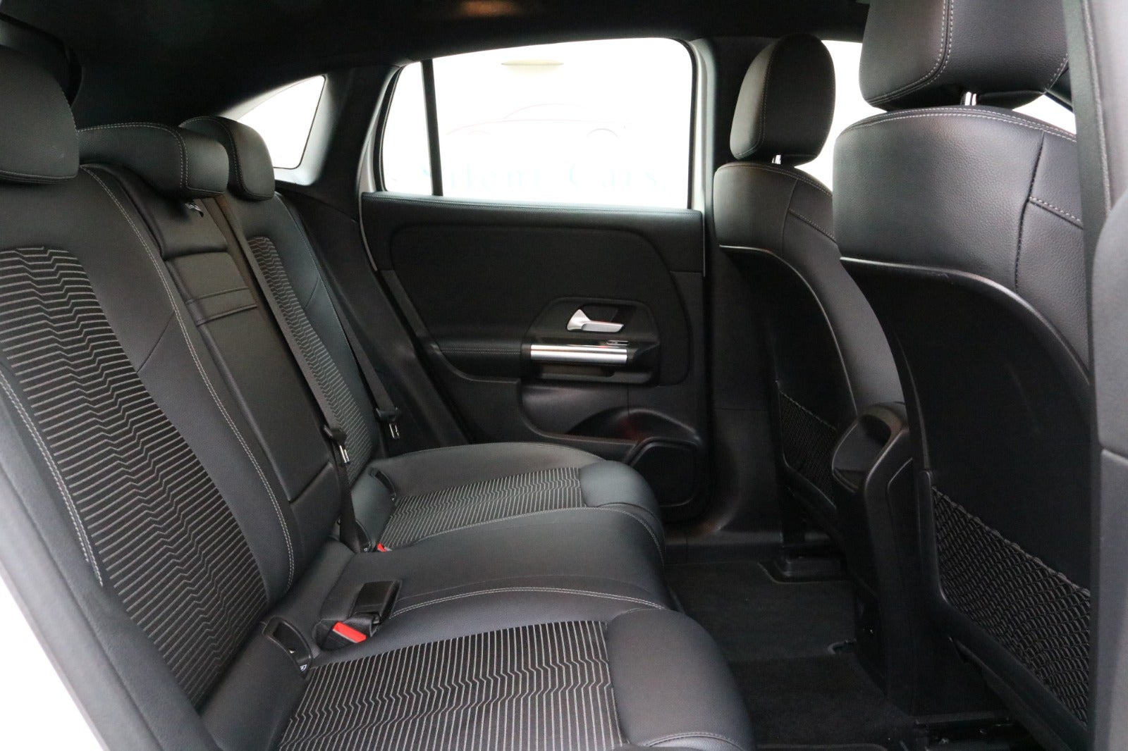 Hvid Mercedes EQA250 fra 2022