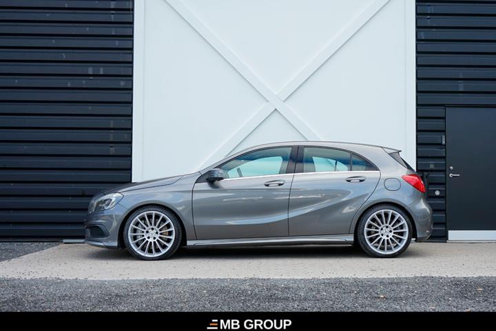 Grå Mercedes A45 fra 2014