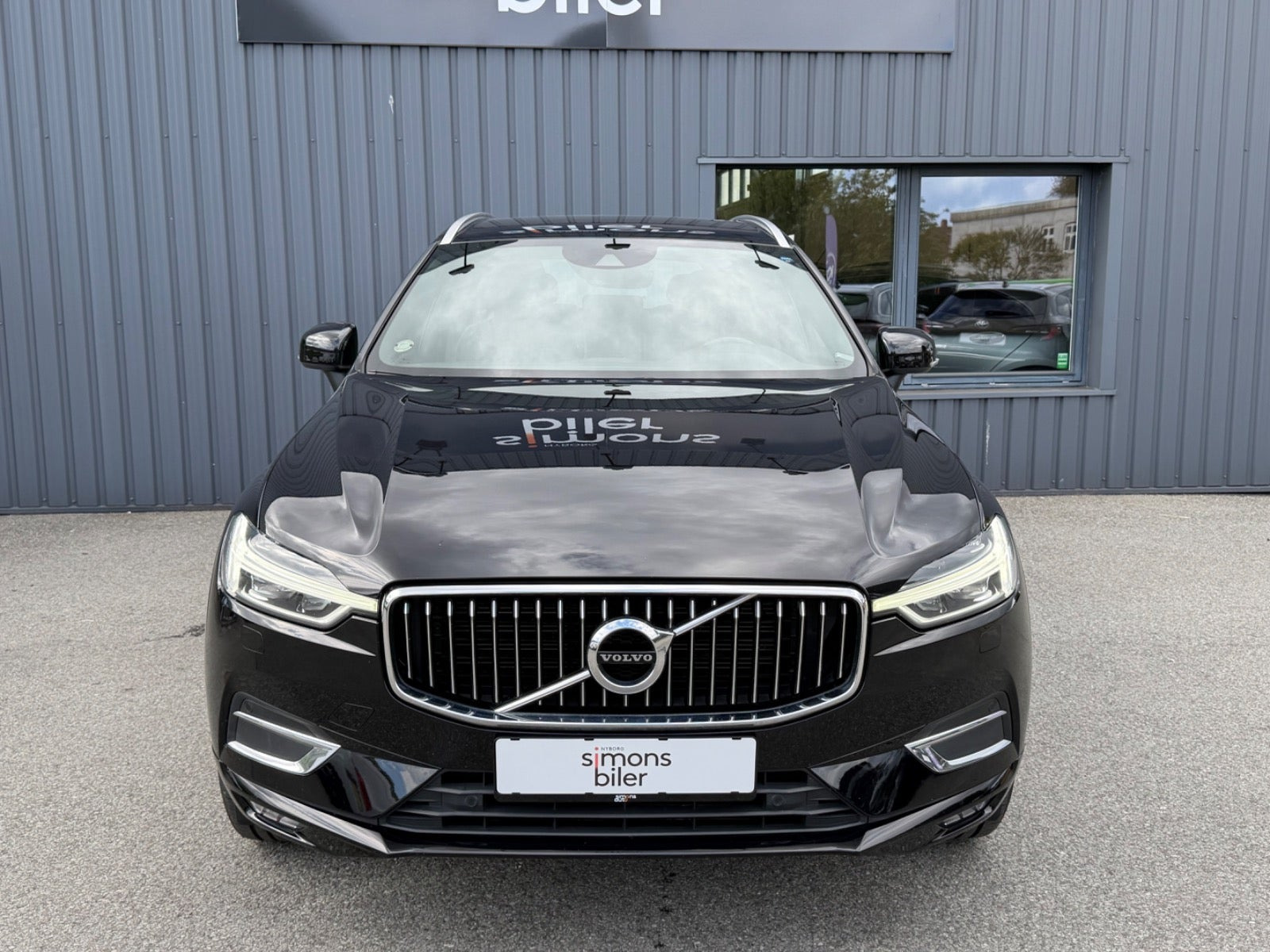 Sort Volvo XC60 fra 2020
