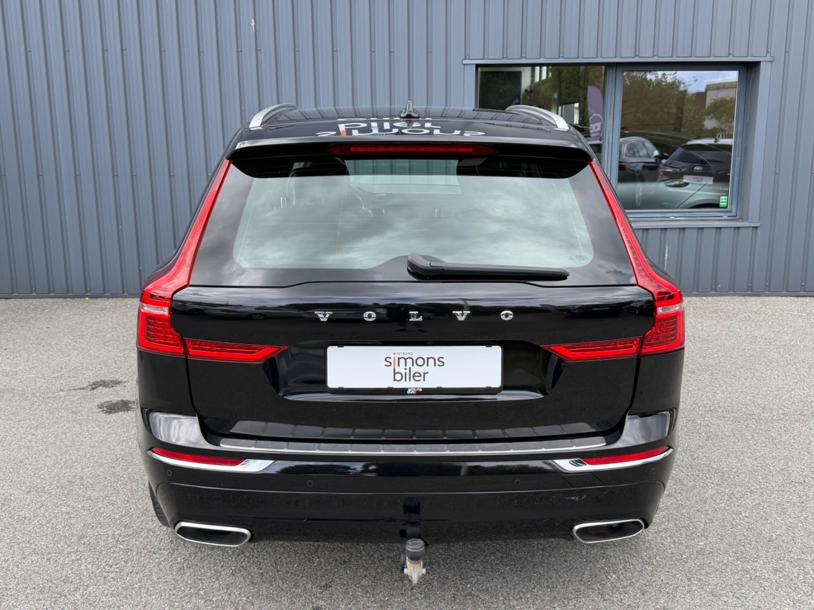 Sort Volvo XC60 fra 2020