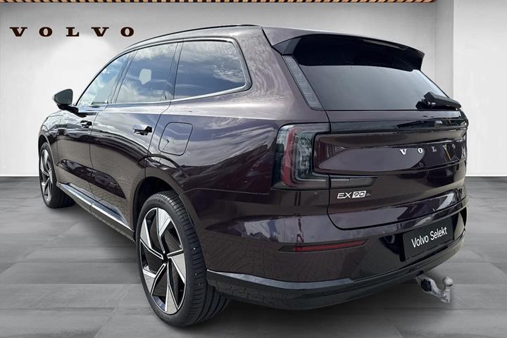 Rød Volvo EX90 fra 2025
