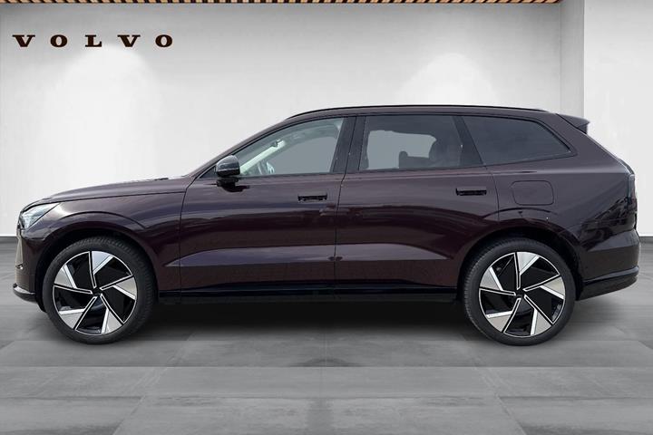 Rød Volvo EX90 fra 2025