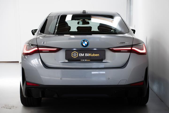 undefined BMW i4 fra 2025